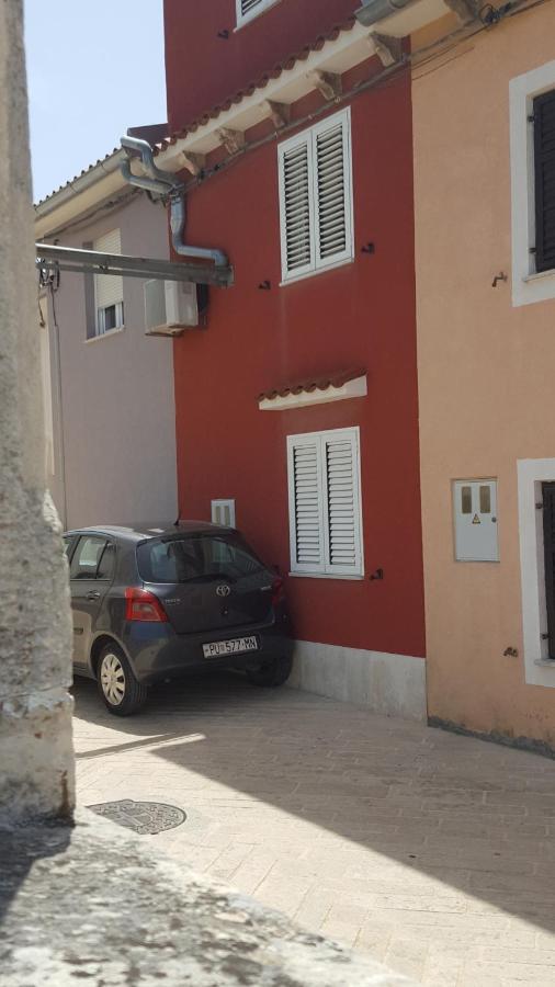 Apartment Matej Pula Exterior photo